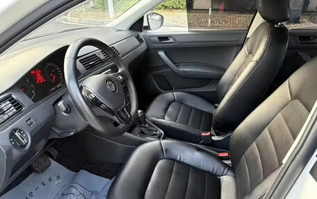 Volkswagen Santana, 2022 год, 980 000 рублей, 4 фотография