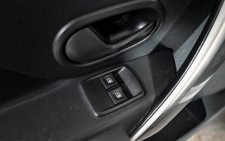 Renault Logan II, 2016 год, 799 000 рублей, 13 фотография