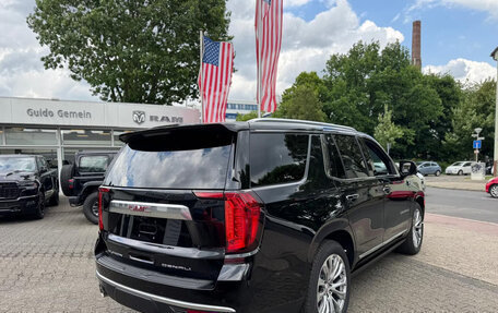 GMC Yukon IV, 2025 год, 15 500 000 рублей, 4 фотография