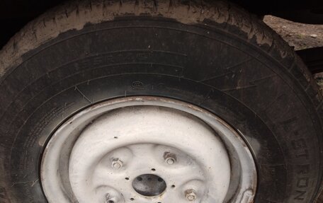 Ford Spectron, 1992 год, 80 000 рублей, 4 фотография