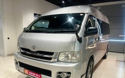 Toyota HiAce H200, 2011 год, 1 600 000 рублей, 1 фотография