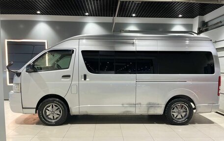Toyota HiAce H200, 2011 год, 1 600 000 рублей, 8 фотография