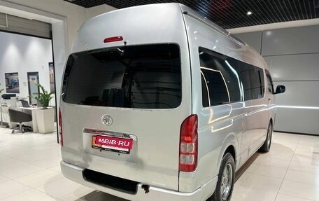 Toyota HiAce H200, 2011 год, 1 600 000 рублей, 7 фотография