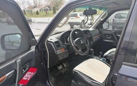 Mitsubishi Pajero IV, 2008 год, 1 550 000 рублей, 6 фотография