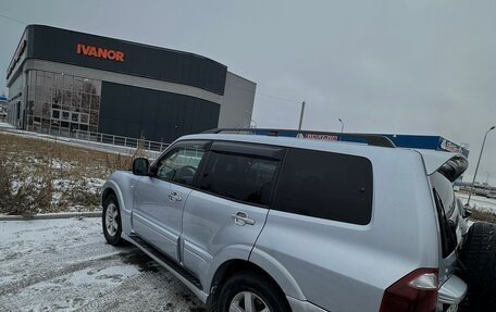 Mitsubishi Pajero III рестайлинг, 2004 год, 1 050 000 рублей, 2 фотография