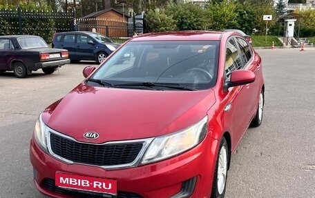 KIA Rio III рестайлинг, 2013 год, 680 000 рублей, 1 фотография