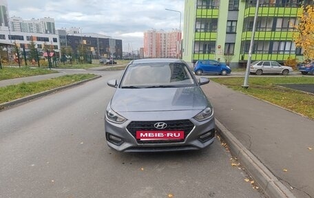 Hyundai Solaris II рестайлинг, 2017 год, 1 143 000 рублей, 2 фотография