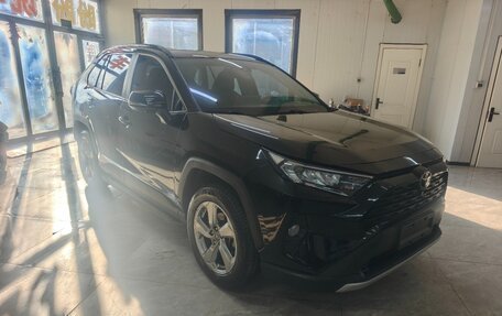 Toyota RAV4, 2022 год, 2 510 000 рублей, 2 фотография