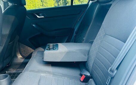 Skoda Rapid I, 2017 год, 1 100 000 рублей, 14 фотография