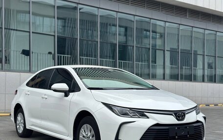 Toyota Corolla, 2022 год, 1 790 000 рублей, 2 фотография