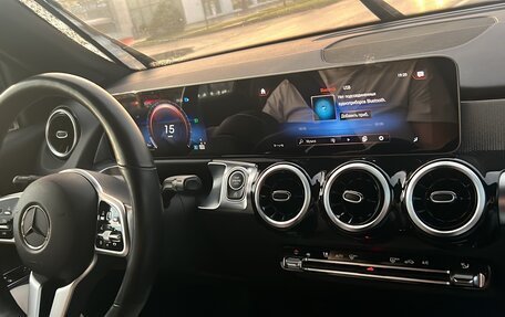 Mercedes-Benz GLB, 2020 год, 3 182 000 рублей, 8 фотография