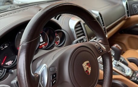 Porsche Cayenne III, 2011 год, 2 350 000 рублей, 33 фотография