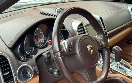 Porsche Cayenne III, 2011 год, 2 350 000 рублей, 30 фотография