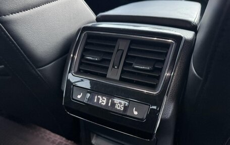 Skoda Superb III рестайлинг, 2021 год, 1 800 000 рублей, 10 фотография