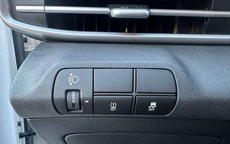 Hyundai Elantra, 2021 год, 1 850 000 рублей, 8 фотография