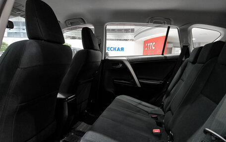 Toyota RAV4, 2015 год, 1 850 000 рублей, 15 фотография