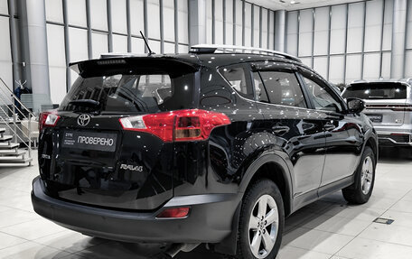 Toyota RAV4, 2015 год, 1 850 000 рублей, 6 фотография