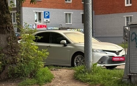 Toyota Camry, 2019 год, 3 500 000 рублей, 11 фотография