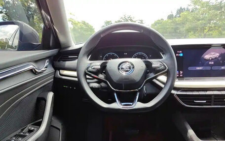 Skoda Octavia IV, 2022 год, 1 600 000 рублей, 13 фотография