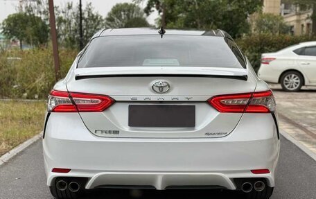 Toyota Camry, 2022 год, 2 320 000 рублей, 5 фотография