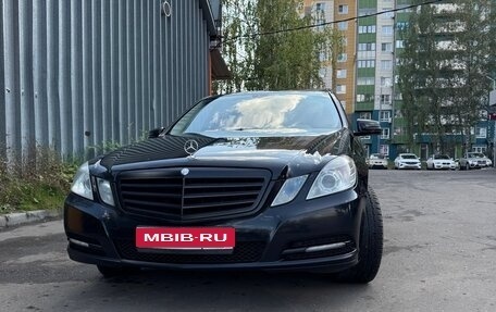 Mercedes-Benz E-Класс, 2013 год, 1 550 000 рублей, 1 фотография