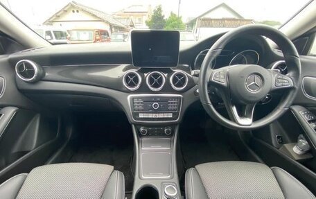 Mercedes-Benz CLA, 2019 год, 1 455 000 рублей, 10 фотография