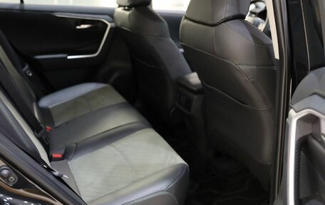 Toyota RAV4, 2025 год, 4 500 000 рублей, 16 фотография