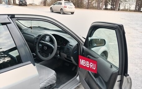 Mazda Familia, 2001 год, 390 000 рублей, 12 фотография