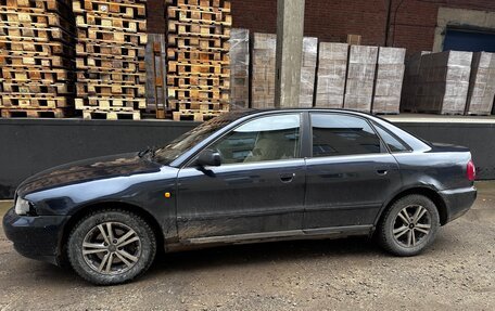 Audi A4, 1997 год, 290 000 рублей, 2 фотография