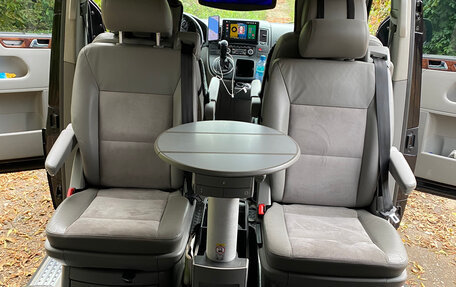 Volkswagen Multivan T5, 2011 год, 2 680 000 рублей, 26 фотография