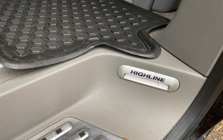 Volkswagen Multivan T5, 2011 год, 2 680 000 рублей, 27 фотография