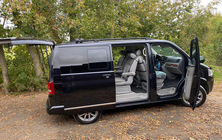 Volkswagen Multivan T5, 2011 год, 2 680 000 рублей, 32 фотография