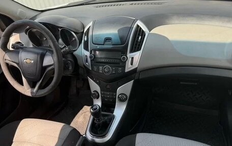 Chevrolet Cruze II, 2014 год, 620 000 рублей, 9 фотография