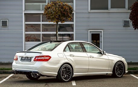 Mercedes-Benz E-Класс, 2011 год, 1 495 000 рублей, 6 фотография