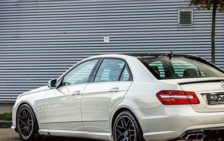 Mercedes-Benz E-Класс, 2011 год, 1 495 000 рублей, 9 фотография