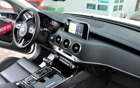 KIA Stinger I, 2018 год, 2 450 000 рублей, 15 фотография