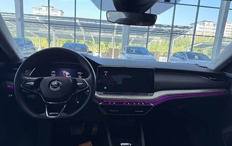 Skoda Octavia IV, 2022 год, 2 050 005 рублей, 12 фотография