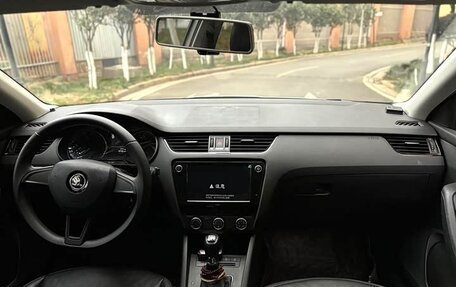 Skoda Octavia, 2018 год, 1 270 000 рублей, 2 фотография