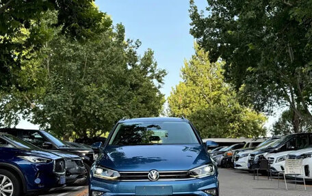 Volkswagen Golf VII, 2019 год, 1 200 000 рублей, 2 фотография