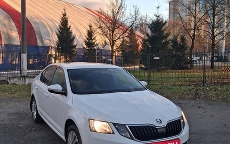 Skoda Octavia, 2019 год, 1 900 000 рублей, 3 фотография