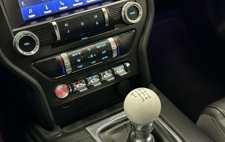 Ford Mustang VI рестайлинг, 2018 год, 6 900 000 рублей, 10 фотография