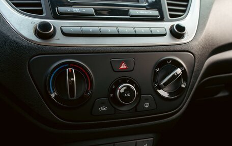 Hyundai Solaris II рестайлинг, 2018 год, 1 265 000 рублей, 15 фотография