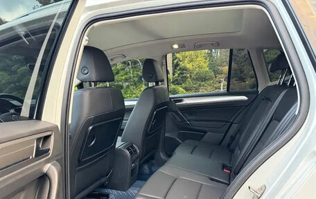 Volkswagen Golf VII, 2019 год, 990 000 рублей, 6 фотография