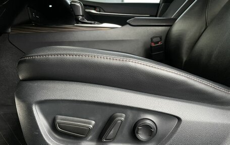 Toyota Camry, 2018 год, 2 540 000 рублей, 11 фотография