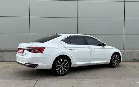 Skoda Superb III рестайлинг, 2022 год, 2 100 005 рублей, 5 фотография