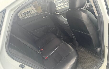 Hyundai Solaris II рестайлинг, 2018 год, 450 000 рублей, 6 фотография