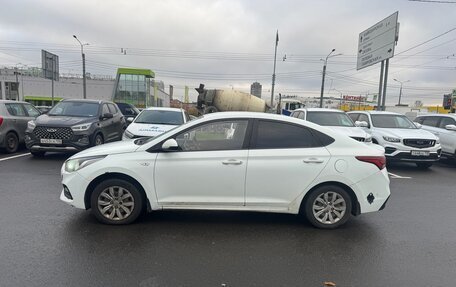 Hyundai Solaris II рестайлинг, 2018 год, 450 000 рублей, 3 фотография
