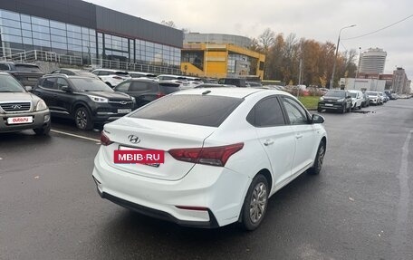 Hyundai Solaris II рестайлинг, 2018 год, 450 000 рублей, 4 фотография