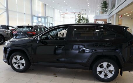 Toyota RAV4, 2020 год, 2 650 000 рублей, 11 фотография