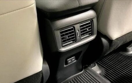 Toyota RAV4, 2022 год, 3 450 000 рублей, 15 фотография